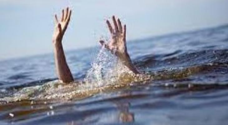 <p>वारणा नदीत बुडालेल्या नवे पारगावमधील युवकाचा ३६ तासानंतर मृतदेह सापडला...</p>
