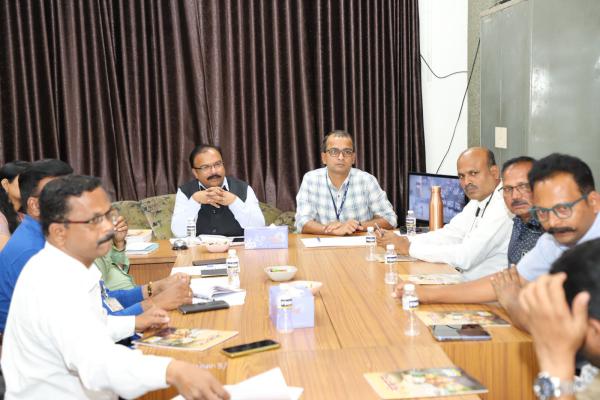 <p>माध्यम प्रतिनिधींनी अधिस्वीकृतीबाबत परिपूर्ण प्रस्ताव पाठवावेत</p>
