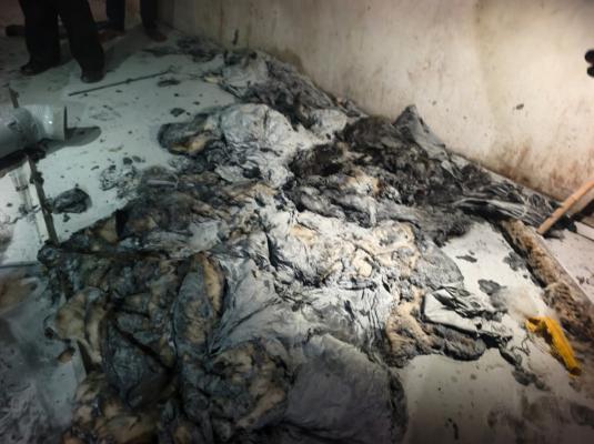 <p><strong>तेरवाड येथील सूत गिरणीत भीषण आग; शॉर्टसर्किटमुळे लाखोंचे नुकसान</strong></p>
