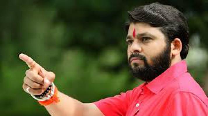 <p>...तर आम्ही एकाही  राज्यातील बँका त्यांची  कार्यालयं  सोडणार नाही</p>
