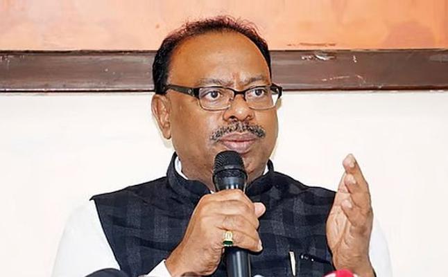 <p>महसूलमंत्र्यांच्या ‘या’ पत्रामुळे जिल्हा परिषद अन् पंचायत समितीमध्ये स्वीकृत सदस्यांच्या नियुक्तीचा मार्ग मोकळा होणार...</p>
