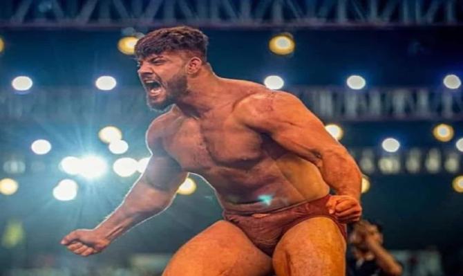 <p>महाराष्ट्र केसरी पैलवान सिंकदर शेखला शस्त्र तस्करीच्या गुन्ह्यात अटक; पंजाब पोलिसांची कारवाई</p>
