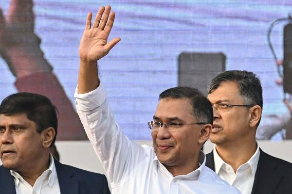 <p>&nbsp;बांगलादेशाच्या शपथविधीला १३ देशांसह भारताला आमंत्रण...</p>
