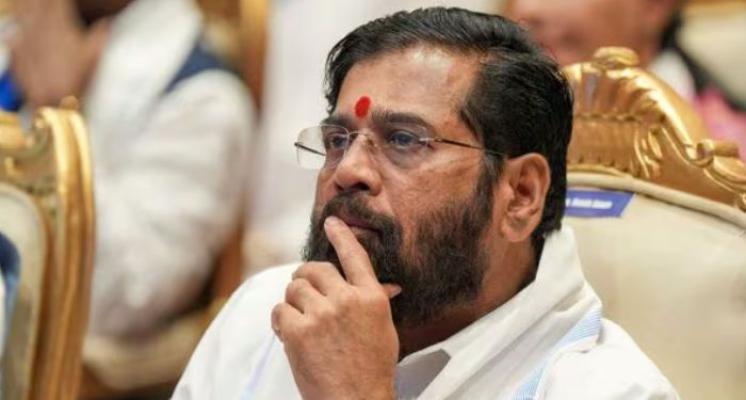 <p>उपमुख्यमंत्री एकनाथ शिंदेंच्याबाबत खळबळजनक गोष्ट आली समोर...</p>
