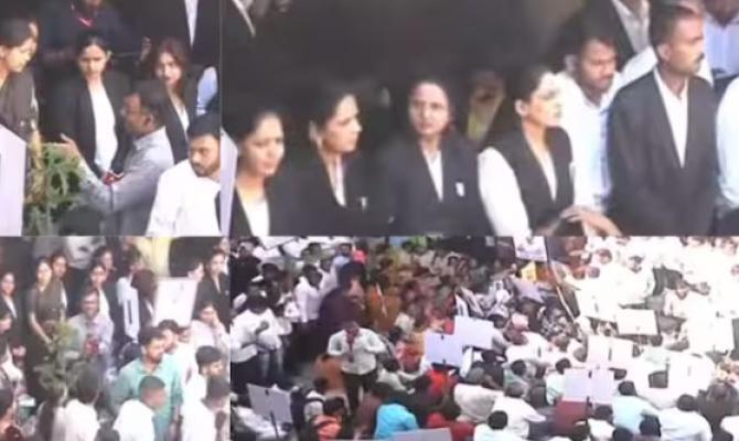 <p>बारामतीत मोठी गर्दी...</p>
