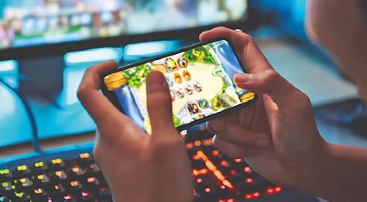 <p>ऑनलाईन गेमिंगच्या नादात युवकानं संपवलं आपलं जीवन...कोरोचीतील घटना</p>
