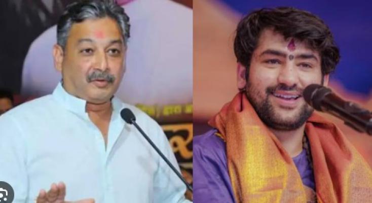 <p>राज्य शासनाने या भोंदू बाबाला राज्यात कार्यक्रम घेण्यास बंदी घालावी : बागेश्वर बाबावर संभाजीराजे छत्रपती संतापले</p>
