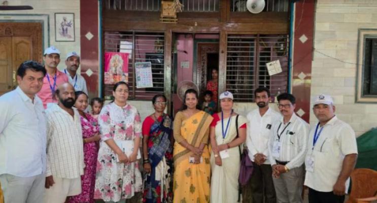 <p>&lsquo;या&rsquo; जिल्ह्याने घरगणना मोहिमेत राज्यात पटकावला पहिला क्रमांक&nbsp;</p>

