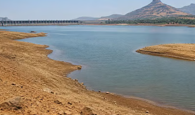 <p>काळम्मावाडी धरणाच्या पाणी पातळीत घट ; पाणी जपून वापरण्याचे महापालिकेचे आवाहन</p>
