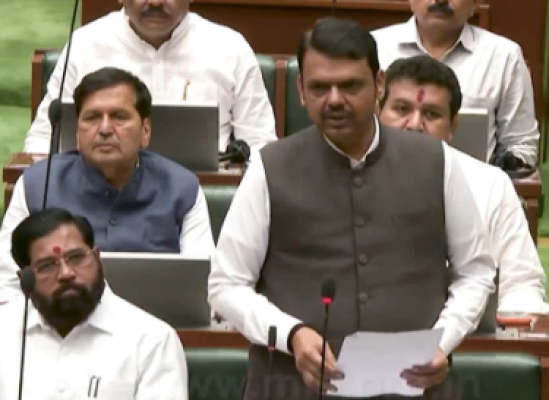 <p>ड्रग्ज विरोधात कारवाई करण्याचे टास्क फोरमला मुख्यमंत्र्यांचे आदेश&nbsp;</p>
