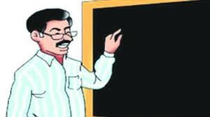 <p>शिक्षकांसाठी शिक्षक पात्रता परीक्षा (टीईटी) बंधनकारक;  शिक्षकवर्गात अस्वस्थता</p>
