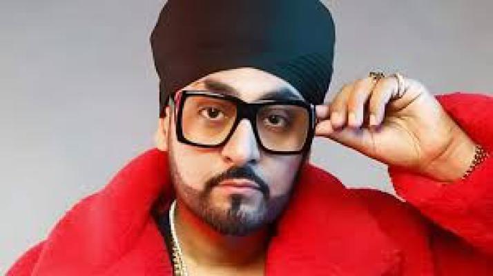 <h2>​लंडनमध्ये मंज म्युझिकचा भीषण अपघात; सिने अवॉर्ड्सपूर्वी भारत दौरा रद्द</h2>
