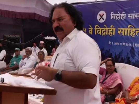 <p>विद्रोही साहित्य संमेलनात "शक्तिपीठ महामार्ग रद्द" चा ठराव मंजूर</p>

