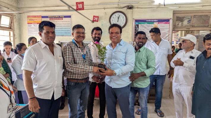 <p>सावित्रीबाई फुले रुग्णालयात बसविले डोनेशनमधून वॉटर फिल्टर</p>

