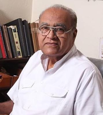 <p>यंदाचा राजर्षी शाहू पुरस्कार डॉ. जयसिंगराव पवार यांना मरणोपरांत जाहीर</p>
