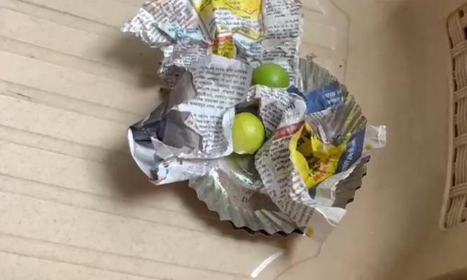 <p>मतमोजणी केंद्रात &lsquo;भानामती&rsquo;ची एन्ट्री! लिंबू-उदबत्ती सापडल्याने खळबळ; चित्रपट महामंडळाच्या निकालाकडे सर्वांचे लक्ष</p>
