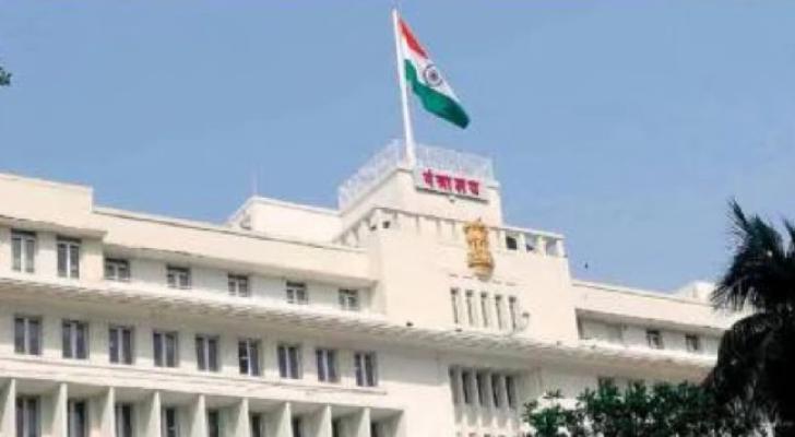 <p>राज्यात वाढत असलेल्या अत्याचारांच्या घटनांमुळे महिला आणि बाल विकास विभागाने घेतला मोठा निर्णय&nbsp;</p>
