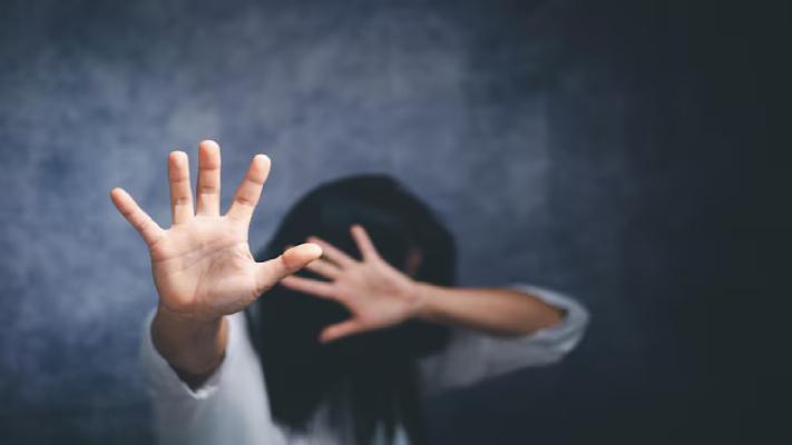 <p>सामुहिक अत्याचार प्रकरणातील पीडितेचा आत्महत्येचा प्रयत्न</p>

<p>&nbsp;</p>
