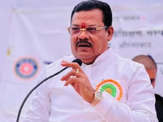 <p>शिंदे योग्यवेळ पाहून ऑपरेशन टायगर करतील : मंत्री संजय शिरसाट यांचे सूचक वक्तव्य&nbsp;</p>
