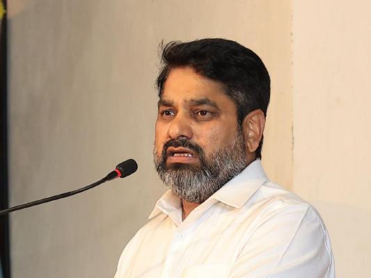 <p>राज्यात कायद्याची भीती राहिली नाही : नसरापूर घटनेवर आ. सतेज पाटील यांची संतप्त भावना</p>
