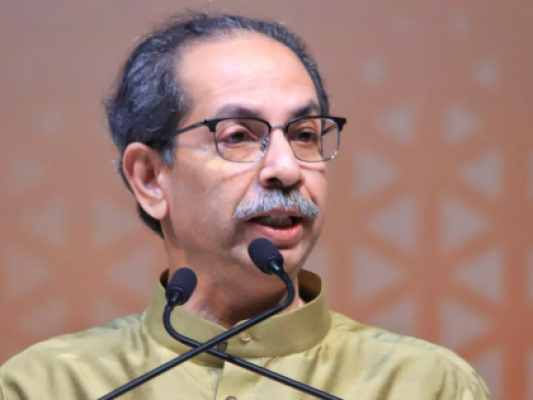 <p>भारत – पाकिस्तान सामना म्हणजे देशभक्तीचा व्यापार : उद्धव ठाकरेंचा घणाघात</p>
