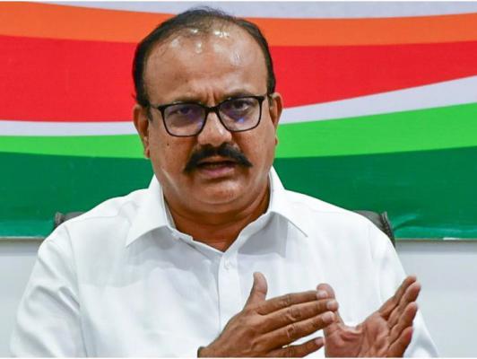 <p>शिवप्रेमींच्या भावनांना ठेच पोहोचवण्याचा माझा हेतू कधीही नव्हता :&nbsp;हर्षवर्धन सपकाळ यांचे ट्विट</p>
