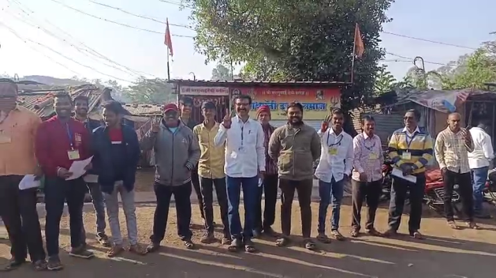 <p>गडहिंग्लजकरांनी नव्या राजकीय समीकरणाला नाकारलं...</p>
