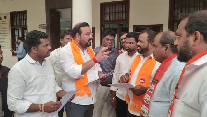 <p>एसआरआय मॅपिंगच्या कामासाठी मुदतवाढ देण्याची मनसेची मागणी</p>
