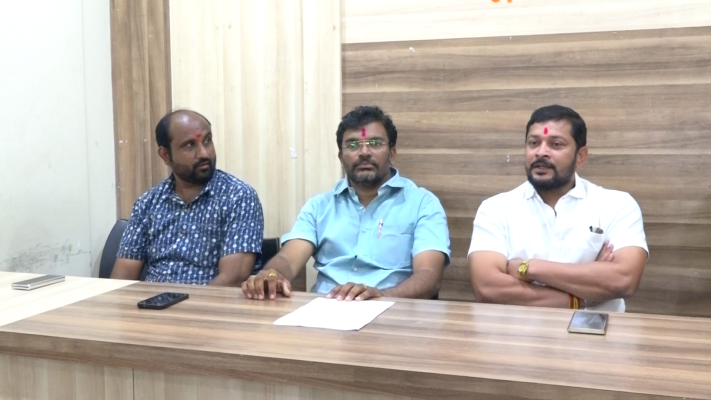 <p>मराठा संघर्ष योद्धा उद्या कोल्हापुरात...</p>
