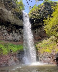 सवतकडा धबधब्यातून वाहून गेलेल्या तरुणाचा मृतदेह सापडला