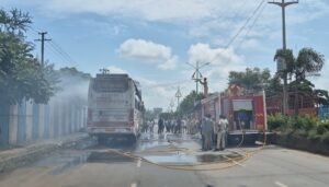 कोल्हापुरात खासगी आराम बसला आग…