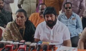 रविकिरण इंगवले यांच्यावर कारवाई करा : शिवसेनेचे शहर संघटक हर्षल सुर्वे