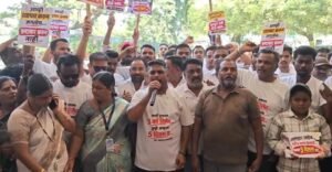 इचलकरंजीतील छोट्या व्यापाऱ्यांचा एल्गार ;  महापालिकेवर धडक मोर्चा