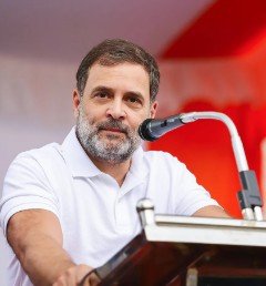 तब्बल आठ वर्षानंतर ‘या’ प्रकरणात राहुल गांधींची निर्दोष मुक्तता…