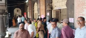 खळबळजनक : तब्बल १० ते १५ शिक्षकांची नावे अचानक मतदार यादीतून गायब…शिक्षकांचा संताप